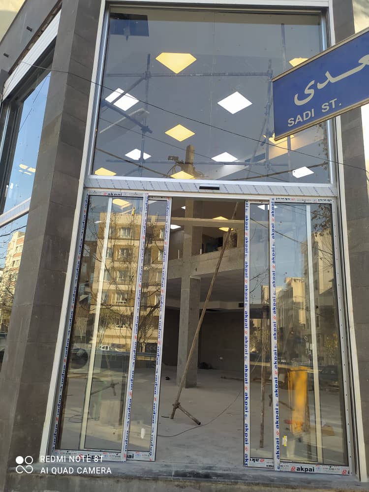 درب اتوماتیک شیشه ای،پارتیشن